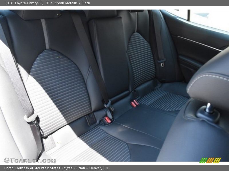 Blue Streak Metallic / Black 2018 Toyota Camry SE