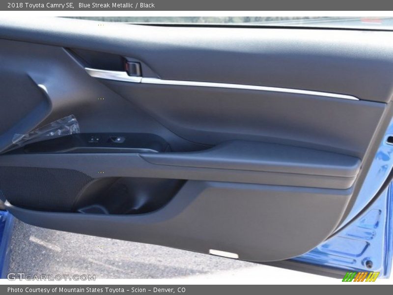 Blue Streak Metallic / Black 2018 Toyota Camry SE