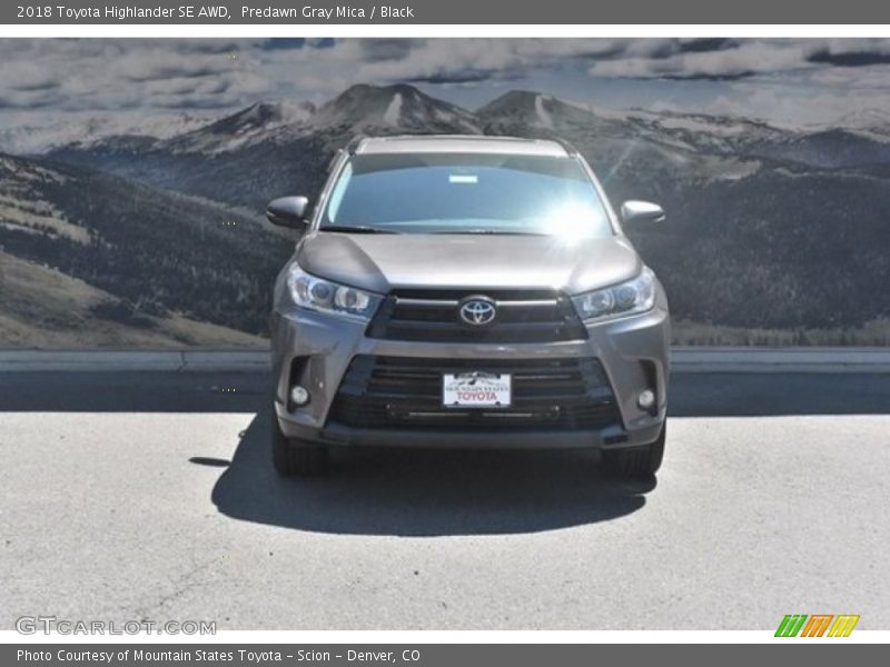 Predawn Gray Mica / Black 2018 Toyota Highlander SE AWD