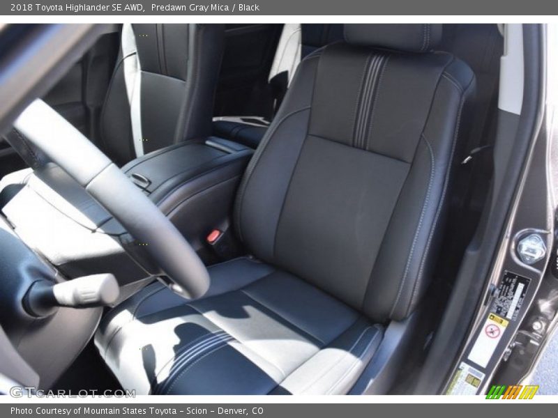 Predawn Gray Mica / Black 2018 Toyota Highlander SE AWD