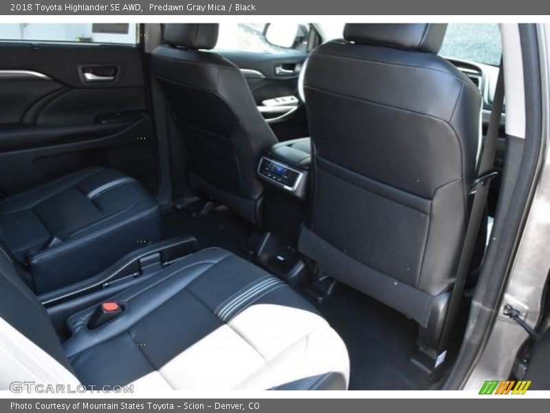 Predawn Gray Mica / Black 2018 Toyota Highlander SE AWD