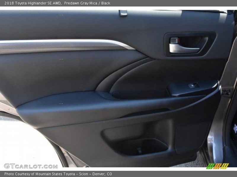 Predawn Gray Mica / Black 2018 Toyota Highlander SE AWD