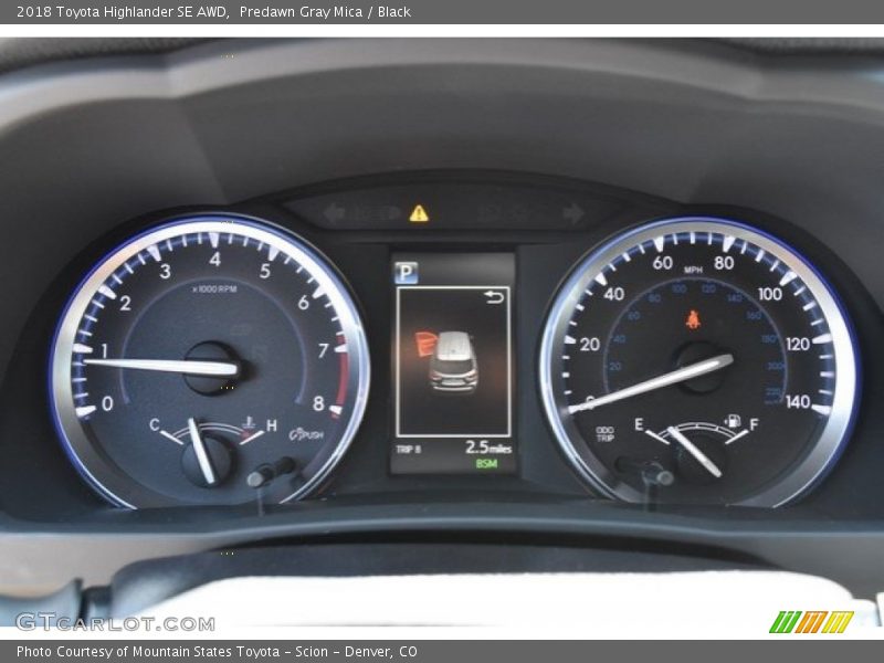 Predawn Gray Mica / Black 2018 Toyota Highlander SE AWD
