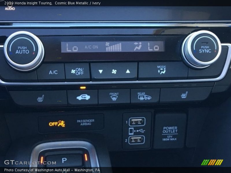 Cosmic Blue Metallic / Ivory 2019 Honda Insight Touring