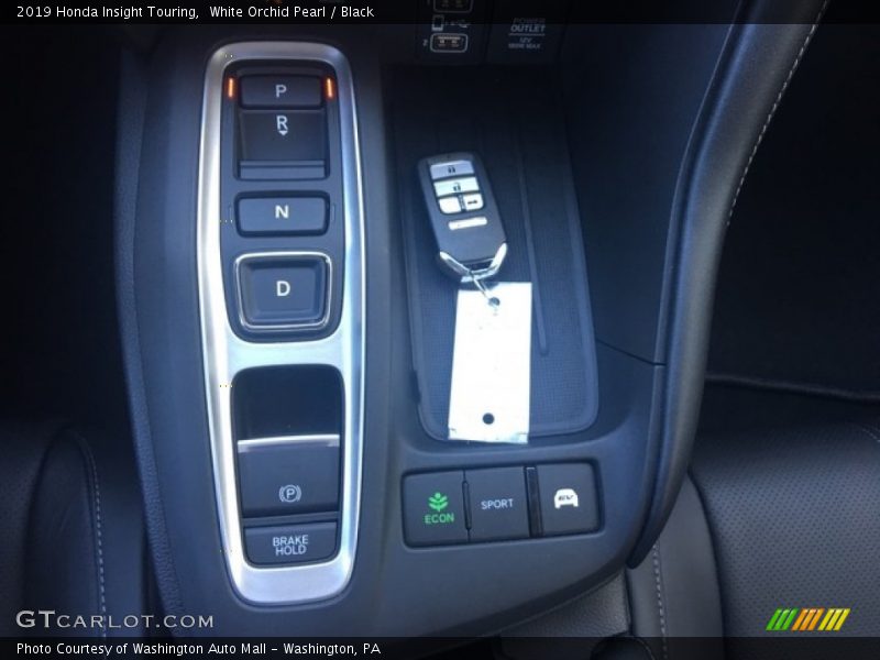  2019 Insight Touring E-CVT Automatic Shifter