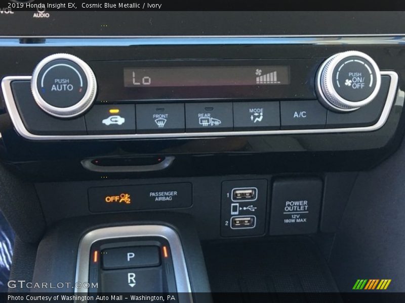 Cosmic Blue Metallic / Ivory 2019 Honda Insight EX