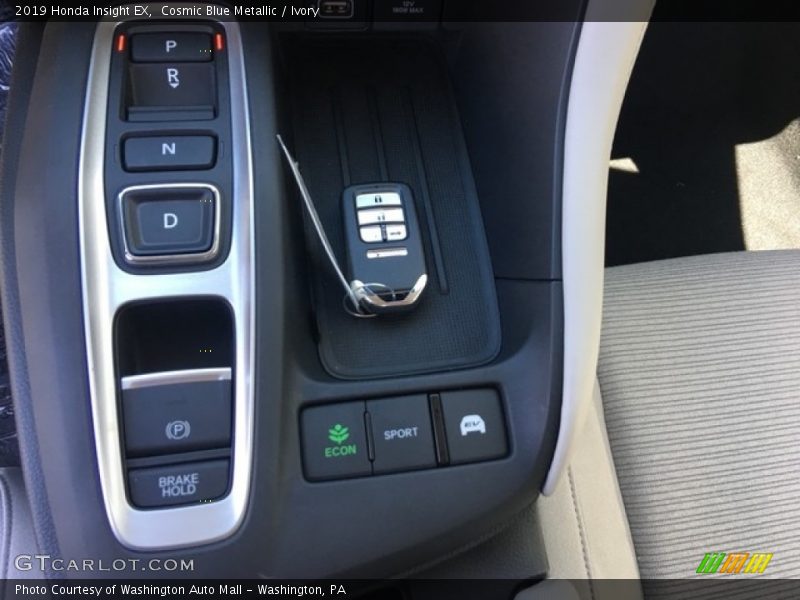 Cosmic Blue Metallic / Ivory 2019 Honda Insight EX