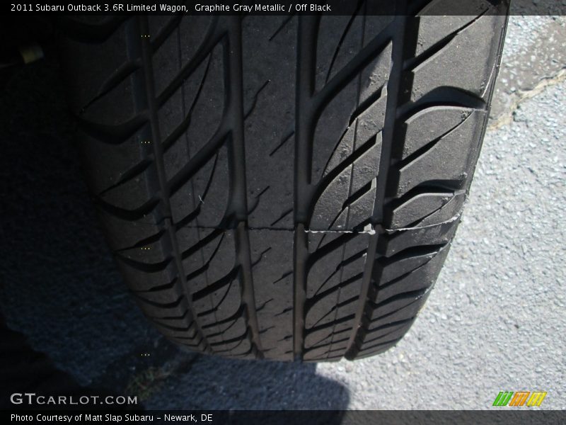 Graphite Gray Metallic / Off Black 2011 Subaru Outback 3.6R Limited Wagon