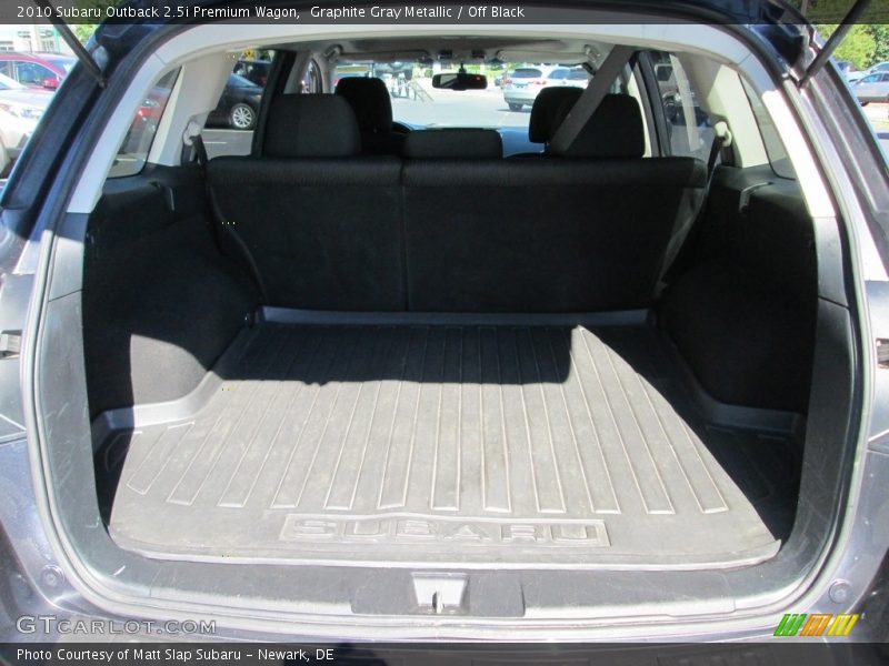 Graphite Gray Metallic / Off Black 2010 Subaru Outback 2.5i Premium Wagon