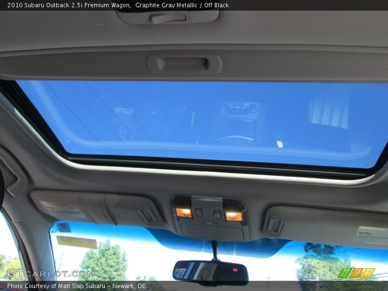 Graphite Gray Metallic / Off Black 2010 Subaru Outback 2.5i Premium Wagon