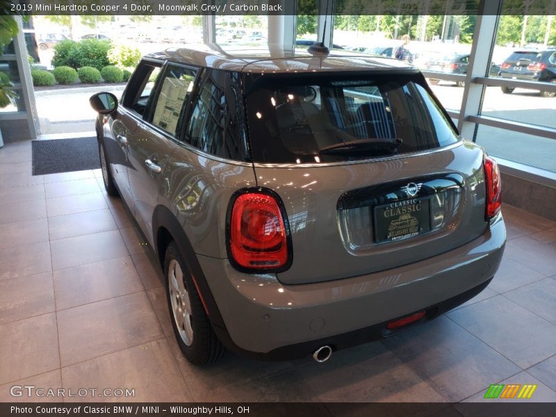 Moonwalk Grey / Carbon Black 2019 Mini Hardtop Cooper 4 Door