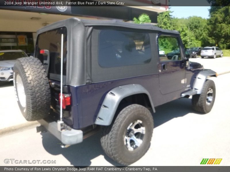 Patriot Blue Pearl / Dark Slate Gray 2004 Jeep Wrangler Unlimited 4x4