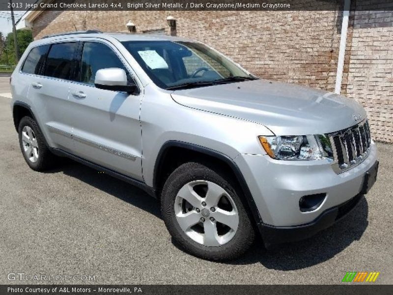 Bright Silver Metallic / Dark Graystone/Medium Graystone 2013 Jeep Grand Cherokee Laredo 4x4