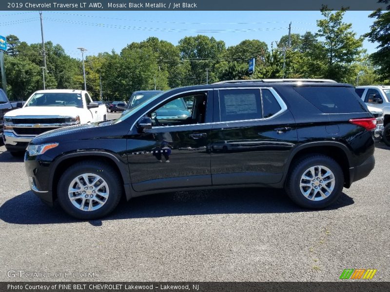 Mosaic Black Metallic / Jet Black 2019 Chevrolet Traverse LT AWD