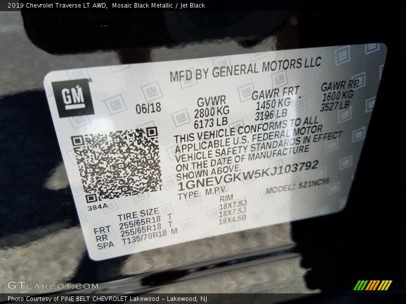 Mosaic Black Metallic / Jet Black 2019 Chevrolet Traverse LT AWD