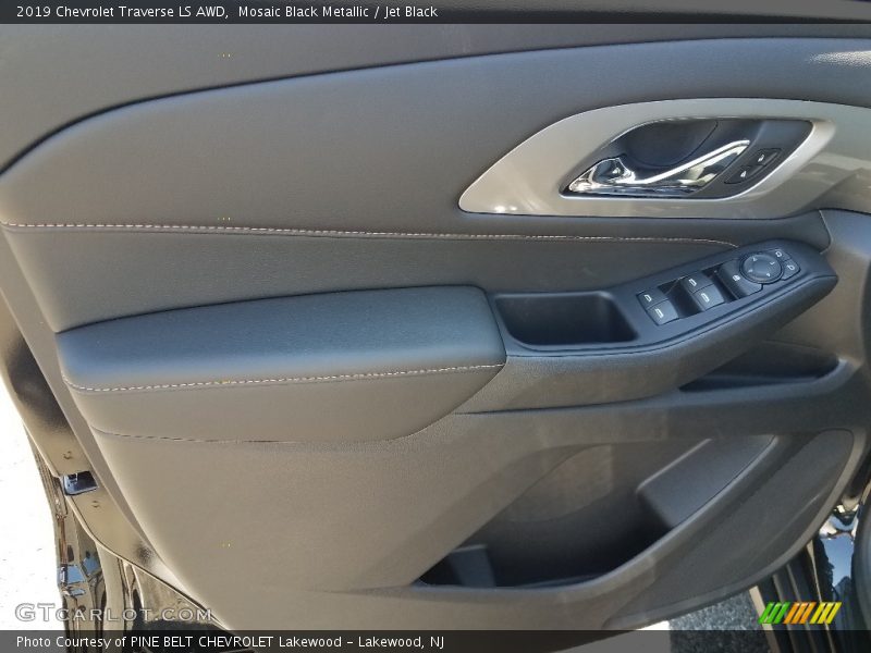 Mosaic Black Metallic / Jet Black 2019 Chevrolet Traverse LS AWD
