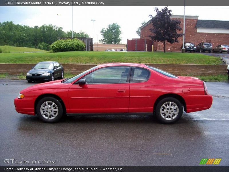 Victory Red / Medium Gray 2004 Chevrolet Monte Carlo LS