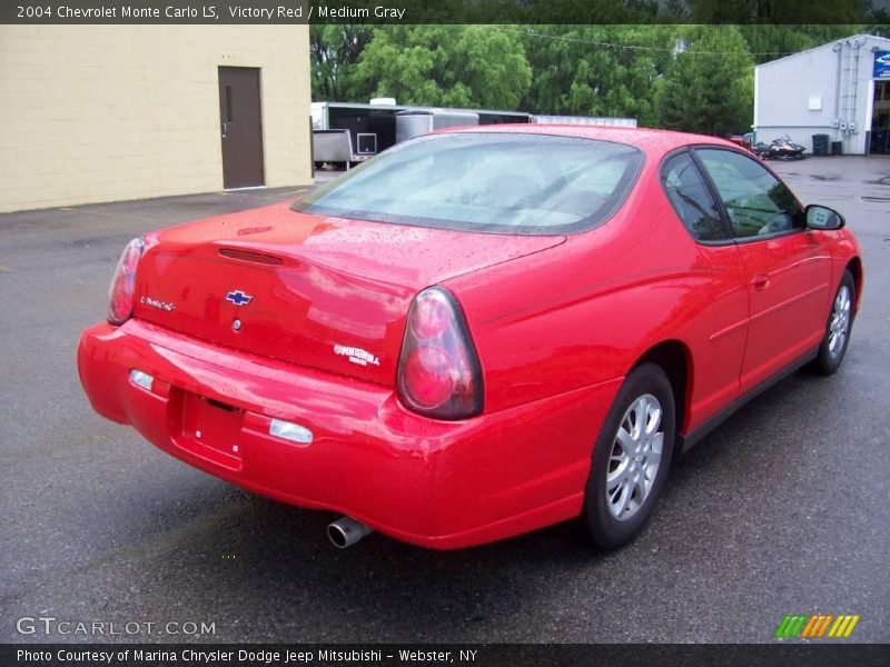 Victory Red / Medium Gray 2004 Chevrolet Monte Carlo LS