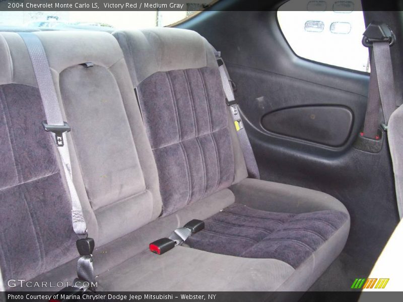 Victory Red / Medium Gray 2004 Chevrolet Monte Carlo LS