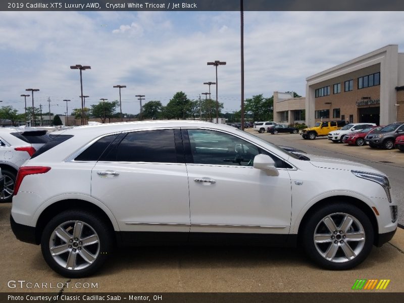 Crystal White Tricoat / Jet Black 2019 Cadillac XT5 Luxury AWD