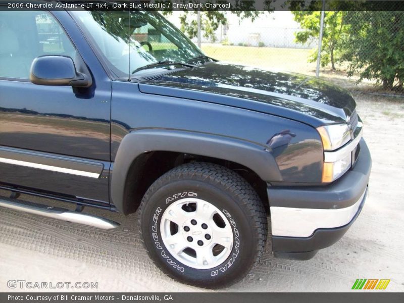 Dark Blue Metallic / Gray/Dark Charcoal 2006 Chevrolet Avalanche LT 4x4