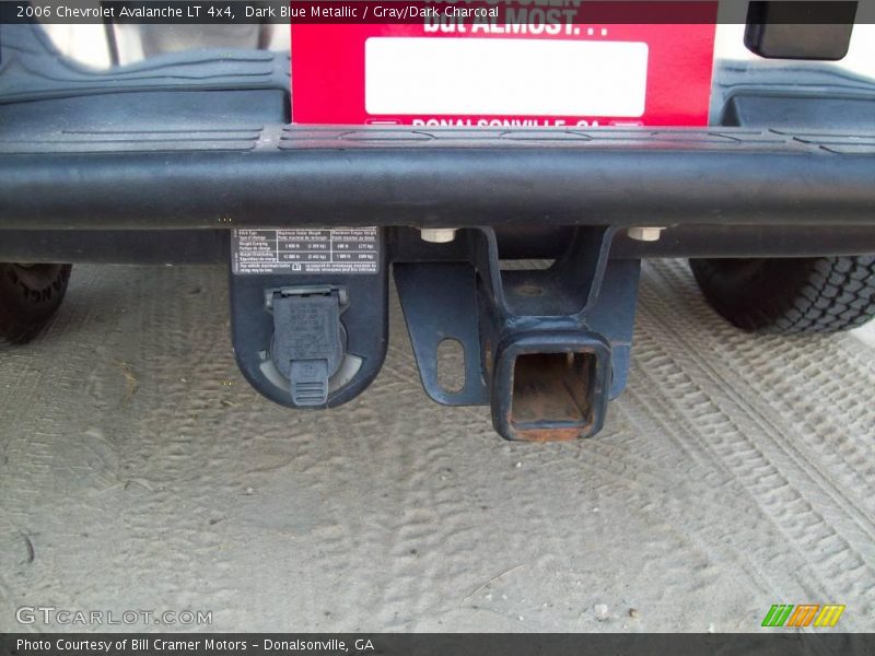 Dark Blue Metallic / Gray/Dark Charcoal 2006 Chevrolet Avalanche LT 4x4