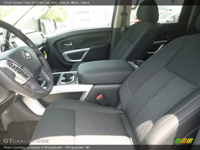 Glacier White / Black 2018 Nissan Titan SV Crew Cab 4x4