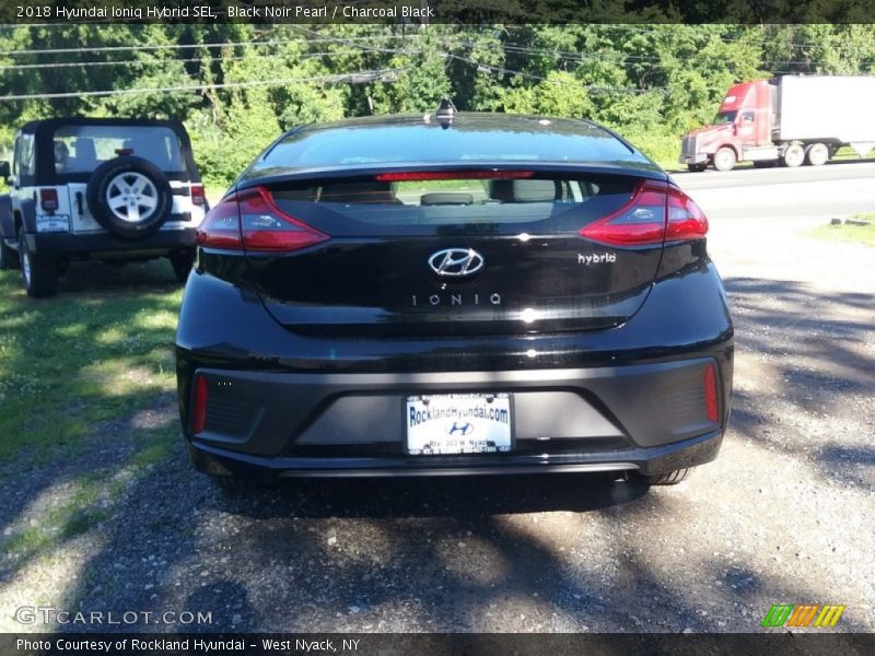 Black Noir Pearl / Charcoal Black 2018 Hyundai Ioniq Hybrid SEL
