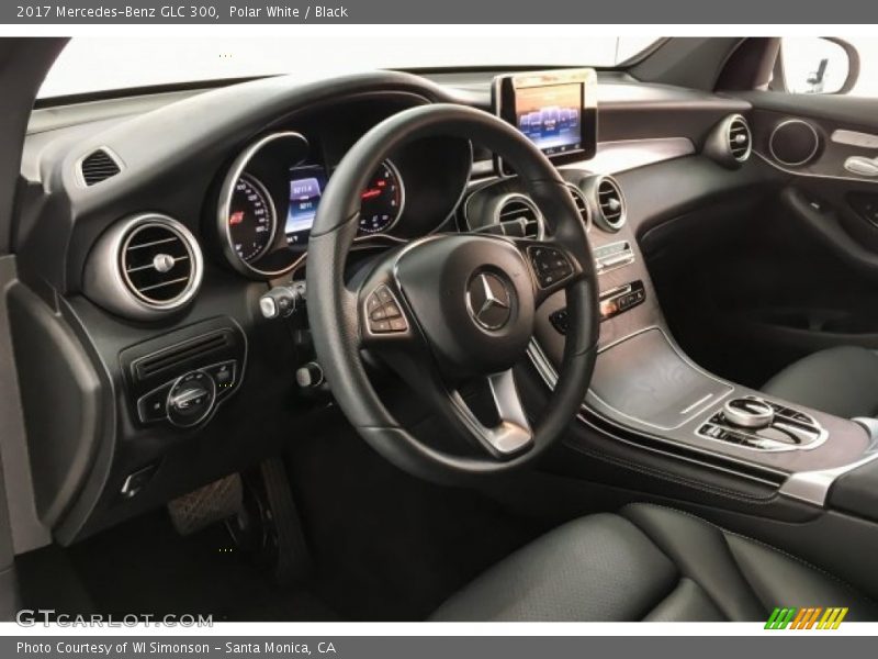Polar White / Black 2017 Mercedes-Benz GLC 300