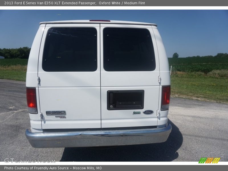 Oxford White / Medium Flint 2013 Ford E Series Van E350 XLT Extended Passenger
