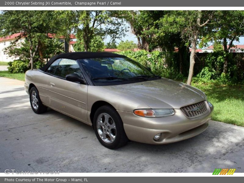 Champagne Pearl / Camel 2000 Chrysler Sebring JXi Convertible