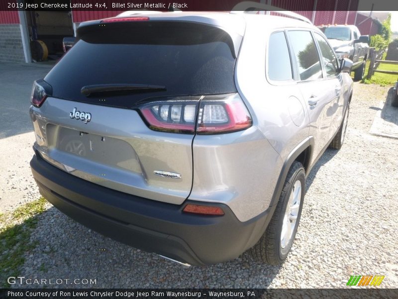 Billet Silver Metallic / Black 2019 Jeep Cherokee Latitude 4x4
