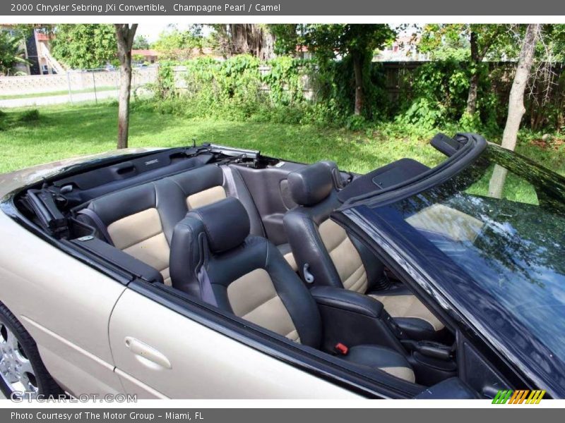 Champagne Pearl / Camel 2000 Chrysler Sebring JXi Convertible