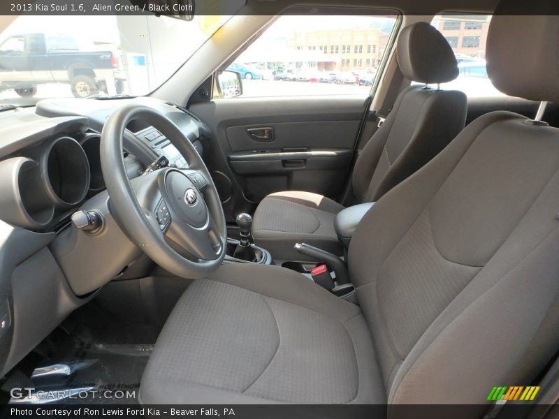 Alien Green / Black Cloth 2013 Kia Soul 1.6