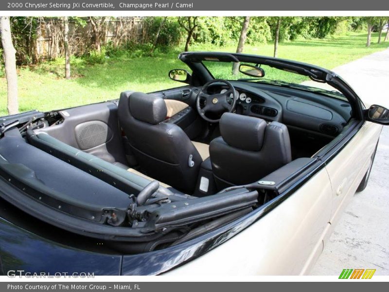 Champagne Pearl / Camel 2000 Chrysler Sebring JXi Convertible