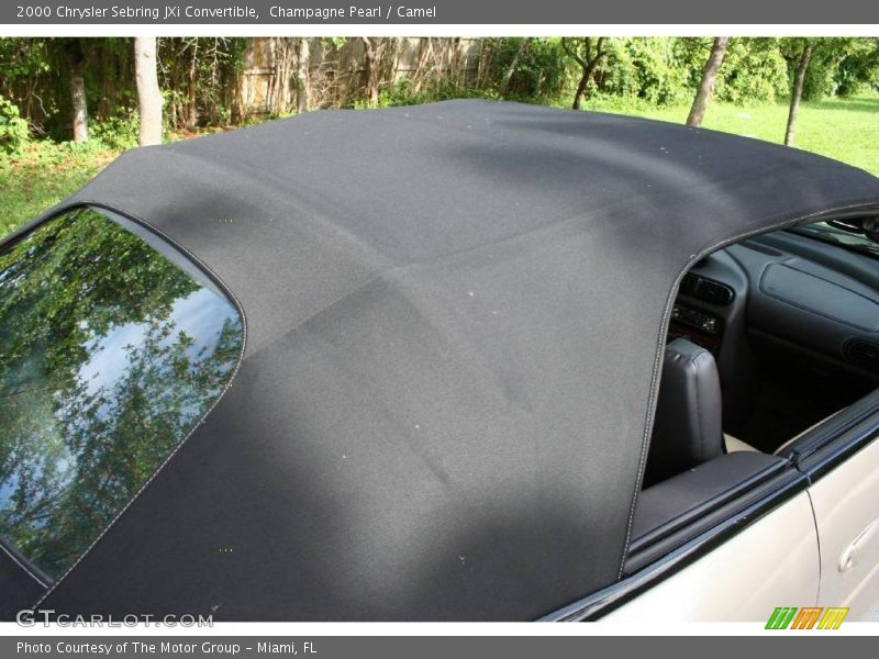Champagne Pearl / Camel 2000 Chrysler Sebring JXi Convertible