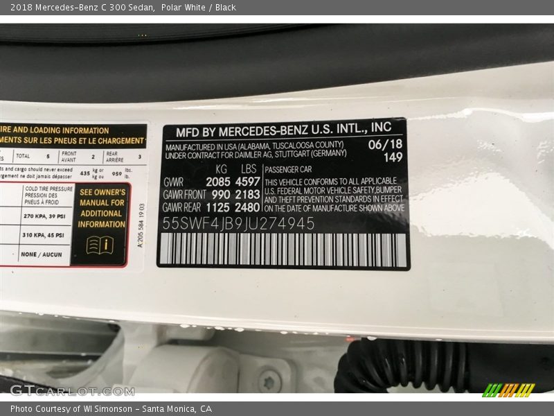 Polar White / Black 2018 Mercedes-Benz C 300 Sedan