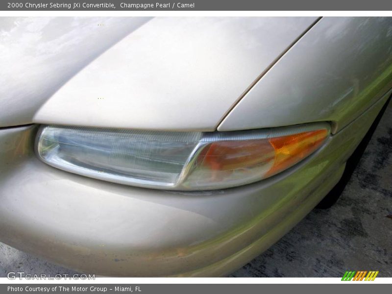 Champagne Pearl / Camel 2000 Chrysler Sebring JXi Convertible