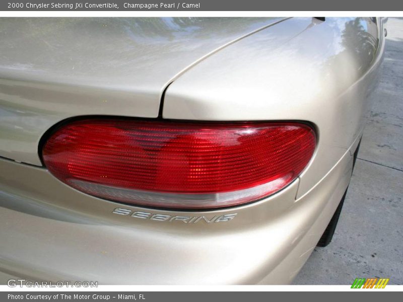 Champagne Pearl / Camel 2000 Chrysler Sebring JXi Convertible