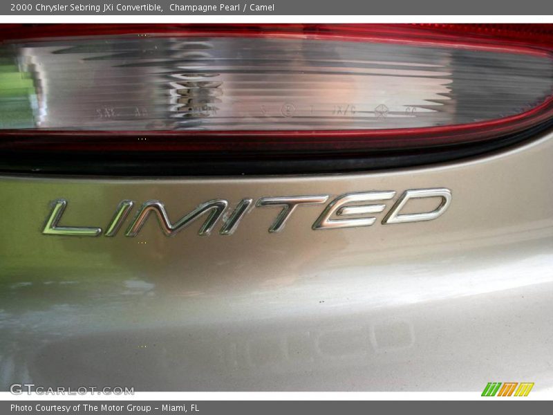 Champagne Pearl / Camel 2000 Chrysler Sebring JXi Convertible
