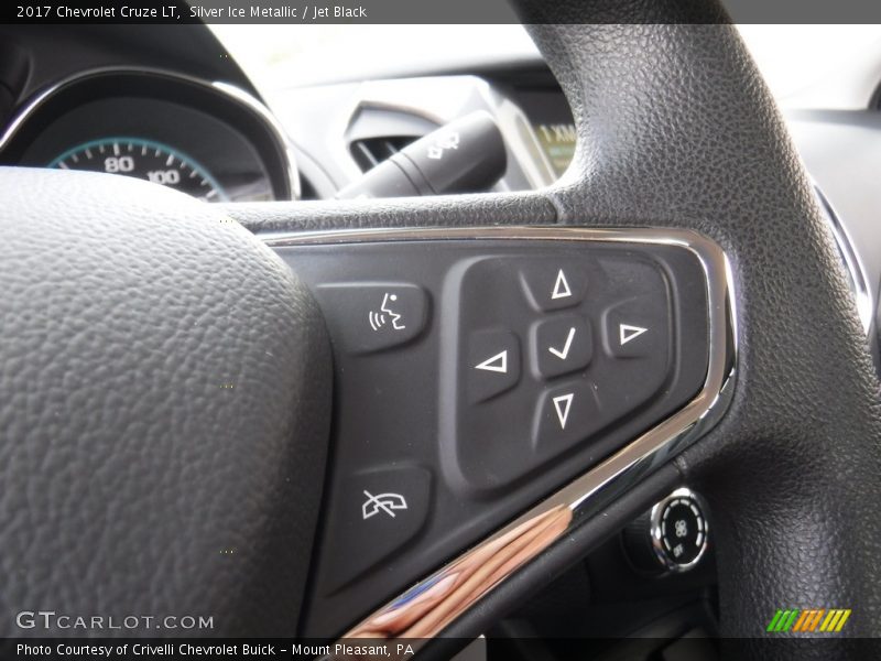 Silver Ice Metallic / Jet Black 2017 Chevrolet Cruze LT