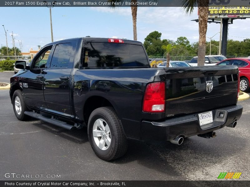 Brilliant Black Crystal Pearl / Black/Diesel Gray 2017 Ram 1500 Express Crew Cab