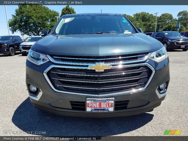 Graphite Metallic / Jet Black 2019 Chevrolet Traverse LT