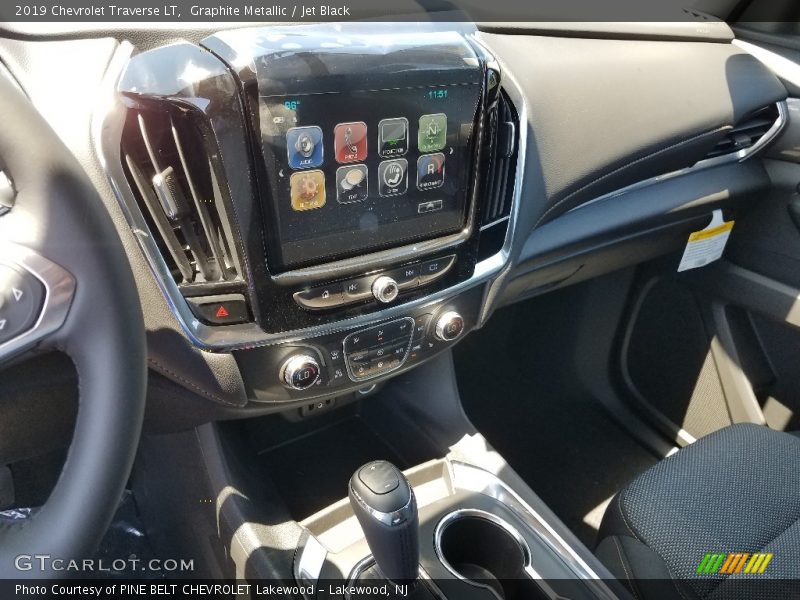 Graphite Metallic / Jet Black 2019 Chevrolet Traverse LT