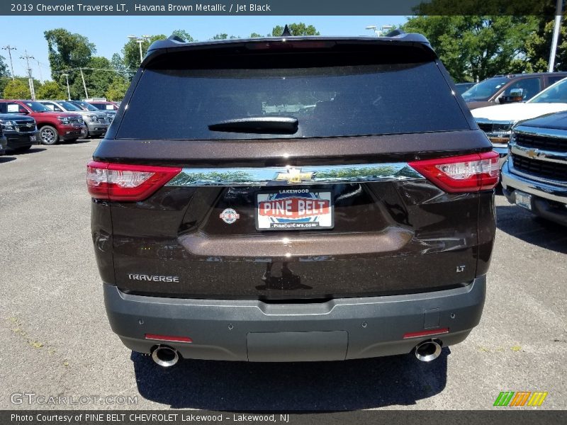 Havana Brown Metallic / Jet Black 2019 Chevrolet Traverse LT