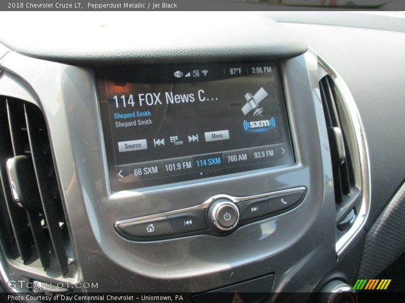 Pepperdust Metallic / Jet Black 2018 Chevrolet Cruze LT