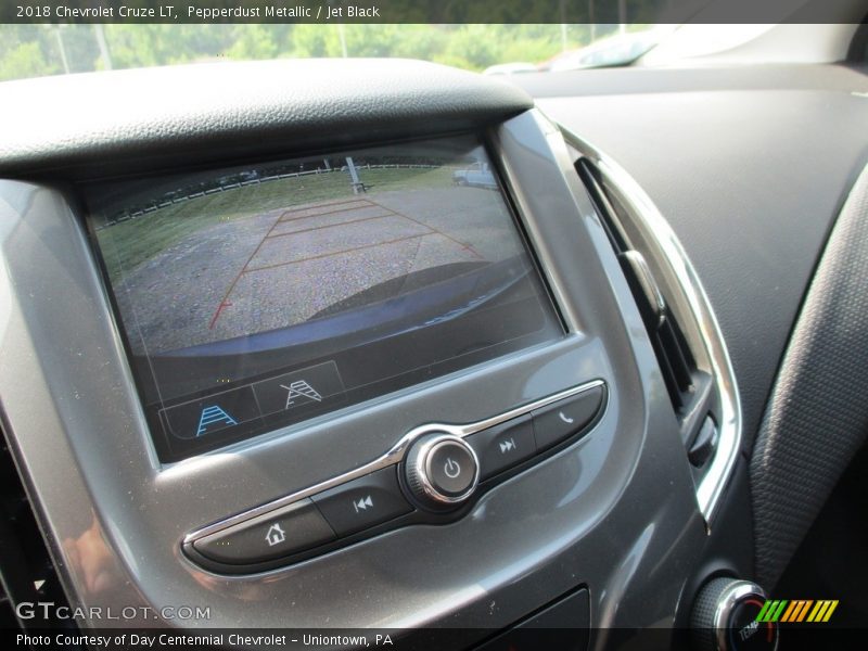 Pepperdust Metallic / Jet Black 2018 Chevrolet Cruze LT