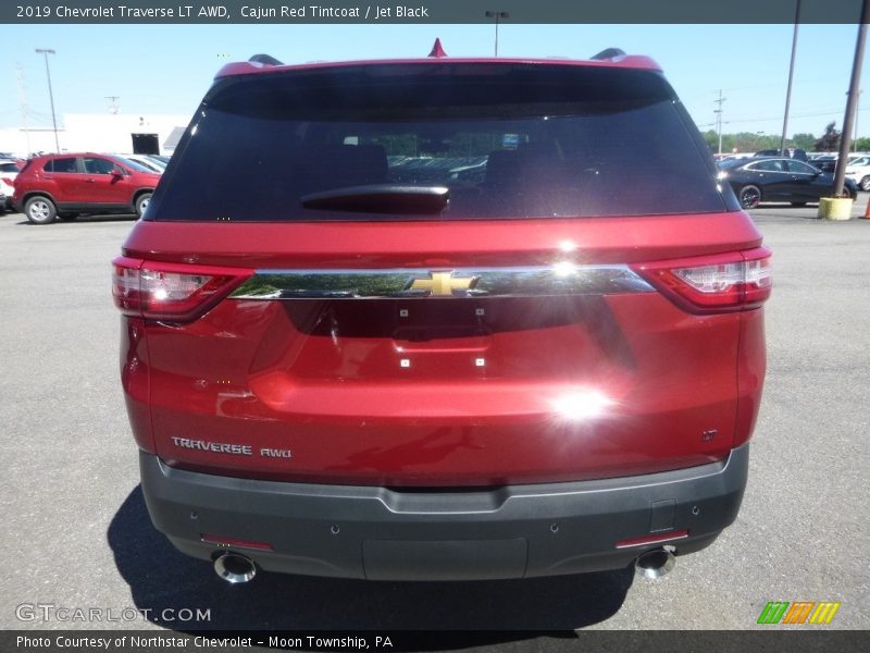 Cajun Red Tintcoat / Jet Black 2019 Chevrolet Traverse LT AWD