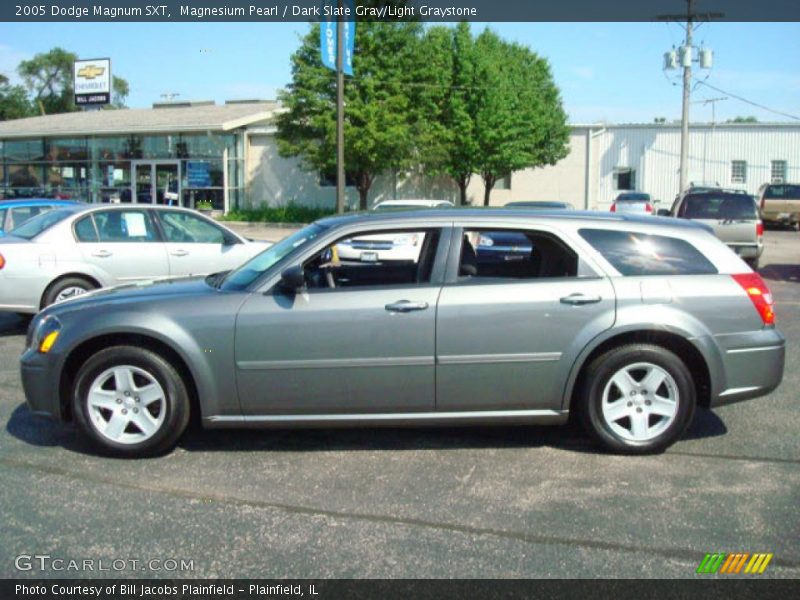 Magnesium Pearl / Dark Slate Gray/Light Graystone 2005 Dodge Magnum SXT