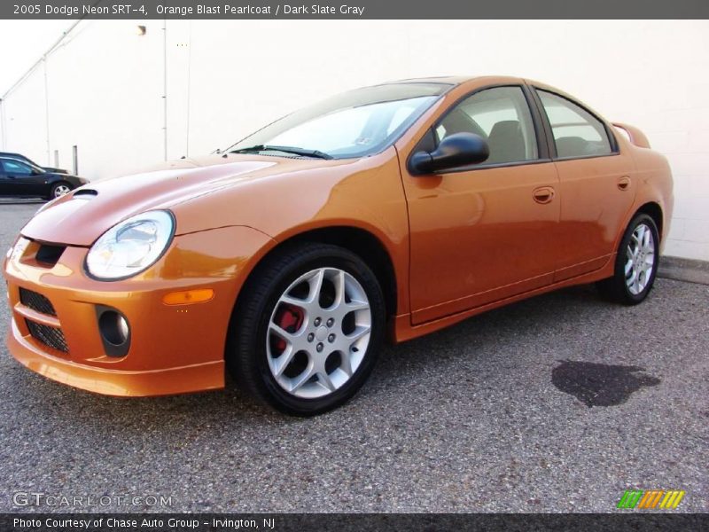 Orange Blast Pearlcoat / Dark Slate Gray 2005 Dodge Neon SRT-4